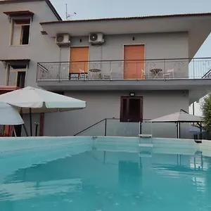 S Bed & Breakfast