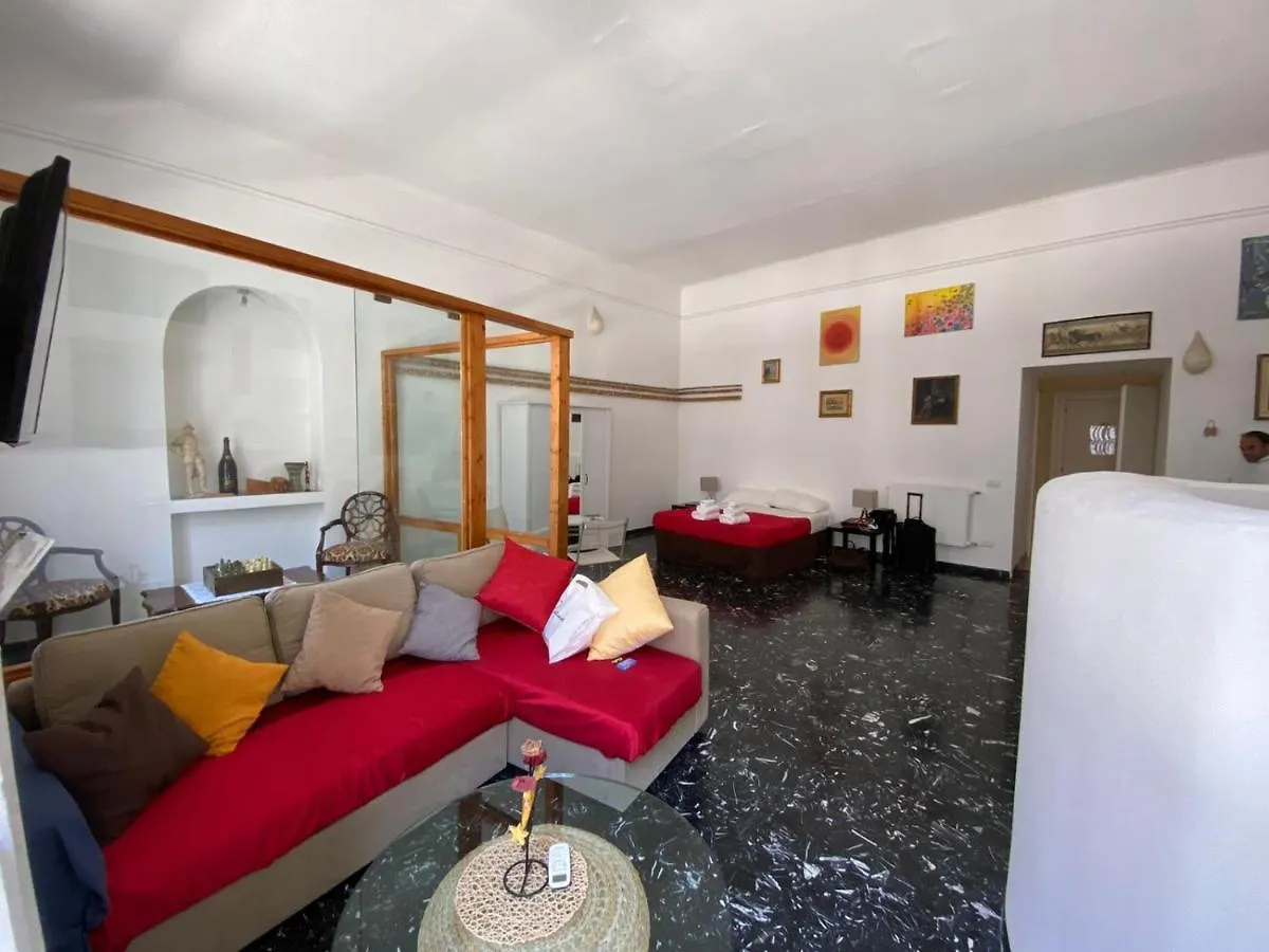 La Tela Bianca Bed & Breakfast Naples 0*,  Italy